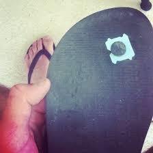 Use bread clips to save flip-flops with split holes
