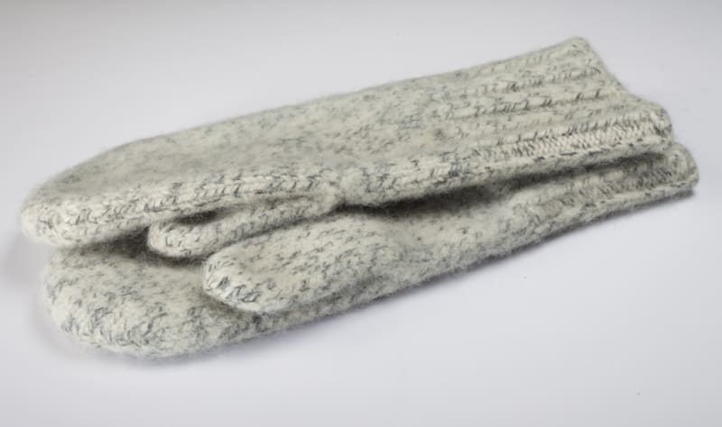 Fleece or wool gloves or mittens