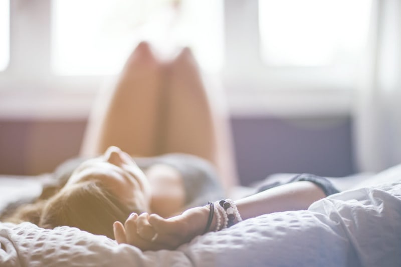 Top 3 Sleep Habits That Can Improve Your Skin's Health