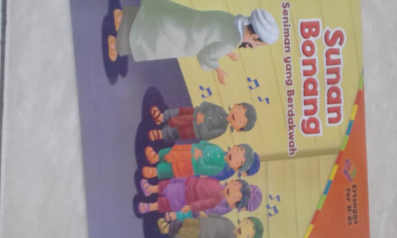 SUNAN BONANG SENIMAN YANG BERDAKWAH