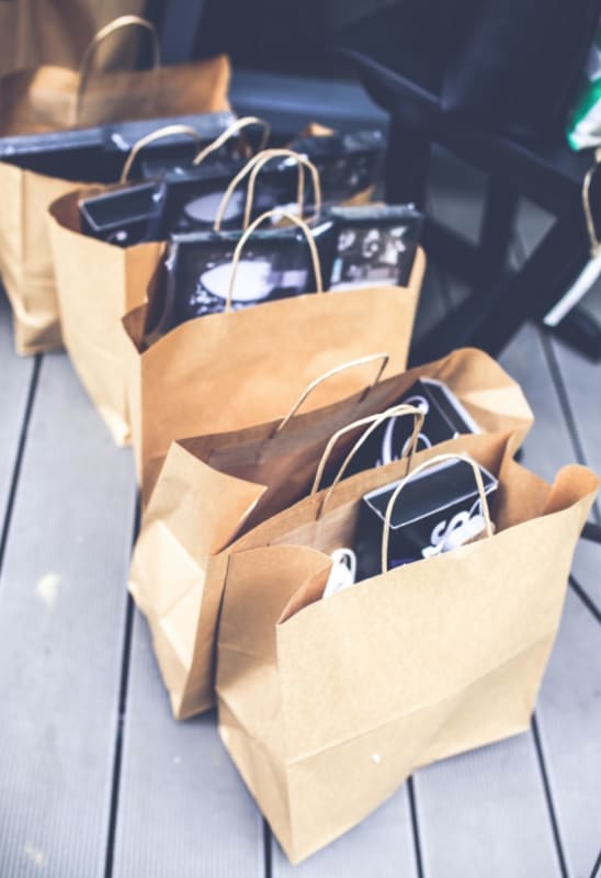 Purchase gifts for attendants