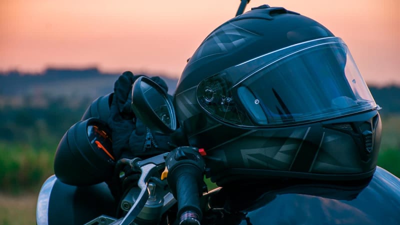 Biker's Helmet Basics